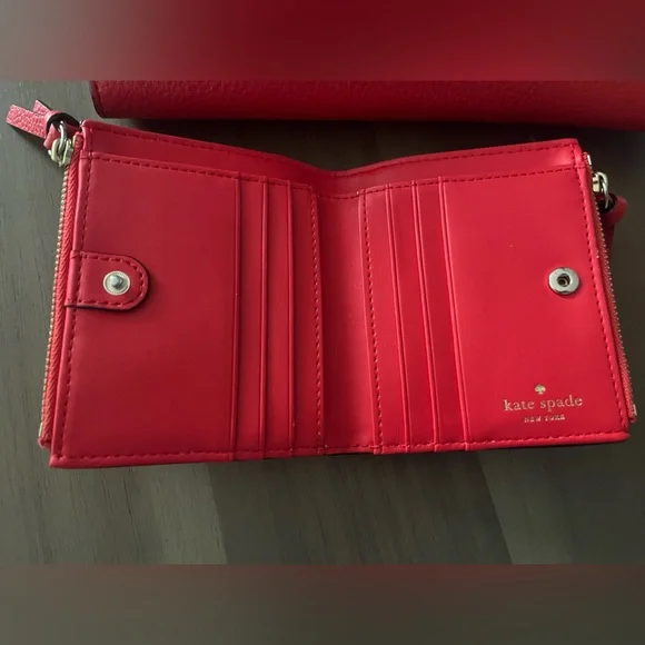 Kate Spade Flynn Street Valencia Prickly Pear Leather bag & wallet - Picture 12 of 14